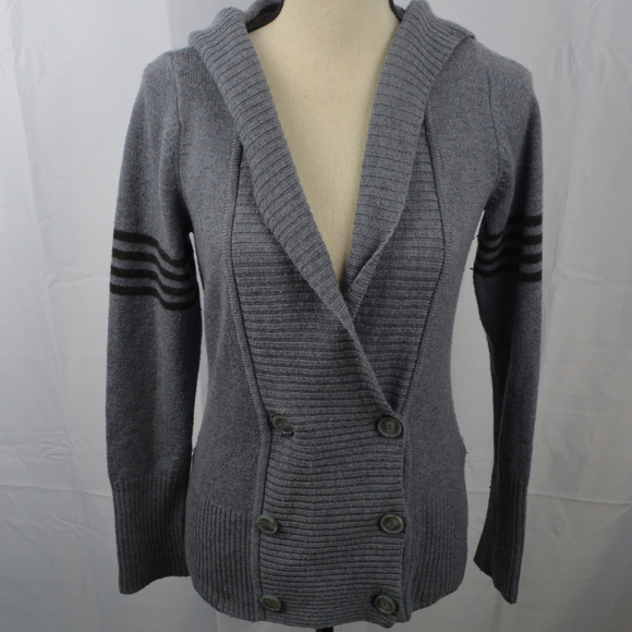 patagonia lambswool sweater